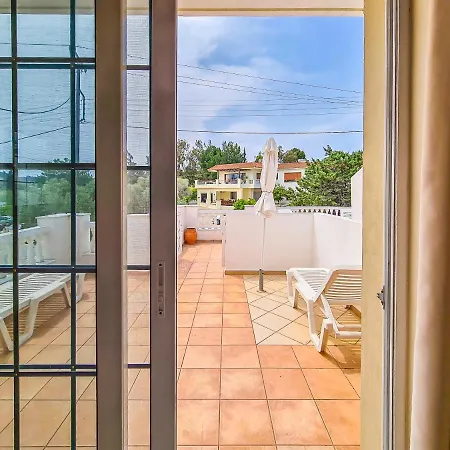 Daire Colonial Studio/apartment Faliraki