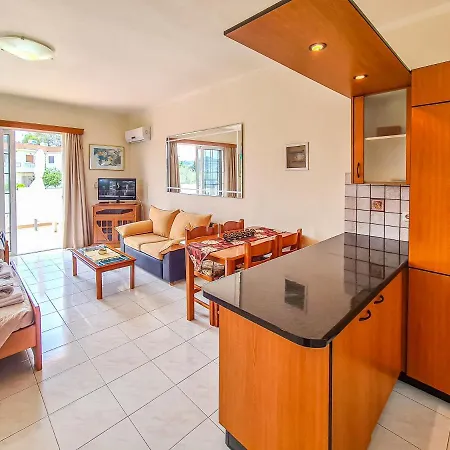 Colonial Studio/apartment *