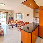 Colonial Studio/apartment *