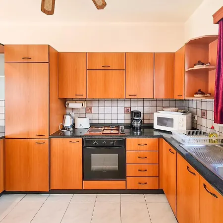 Colonial Studio/apartment *